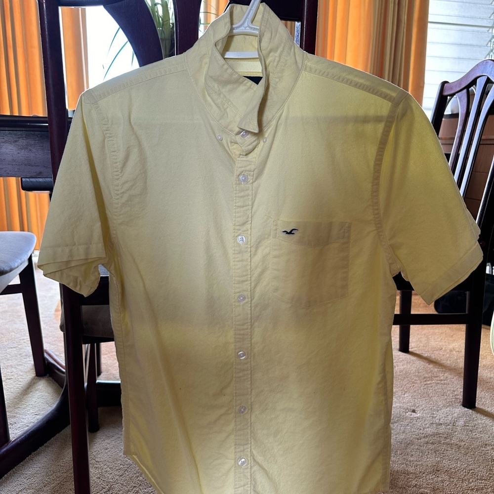 Men’s Casual Button Down
